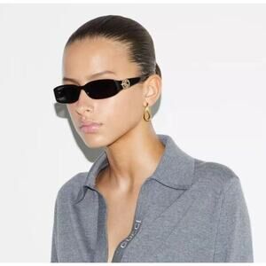 GUCCI GG1661S 001 Black Gold Grey Rectangle Unisex Sunglasses AUTHENTIC